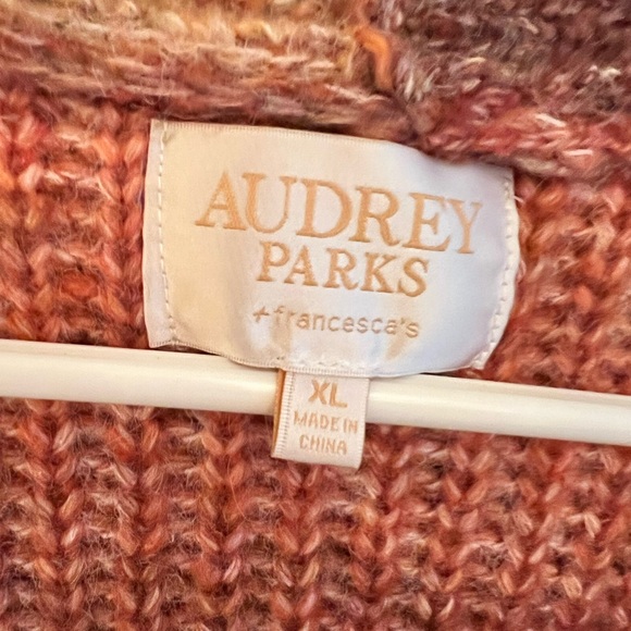 Gradient Open-Front Cardigan - Picture 2 of 3